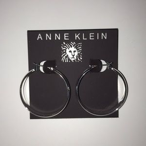 Brand new - Anne Klein Hoops
